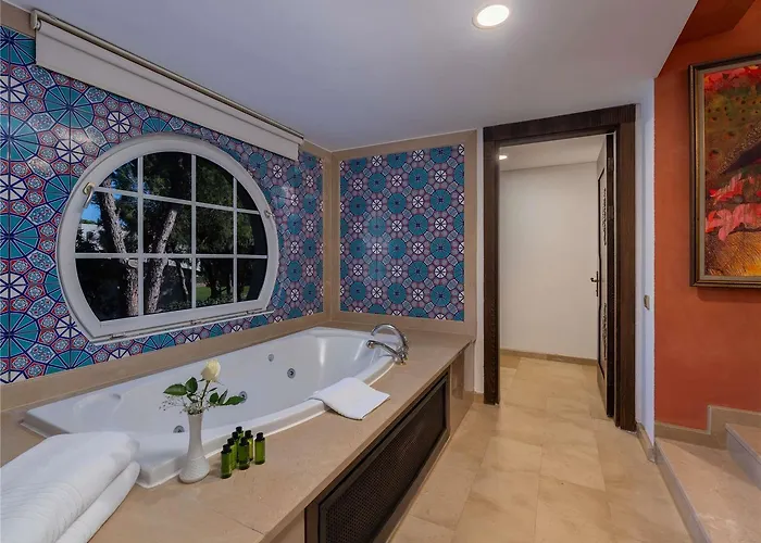 Rixos Park - The Land Of Legends Access 베렉